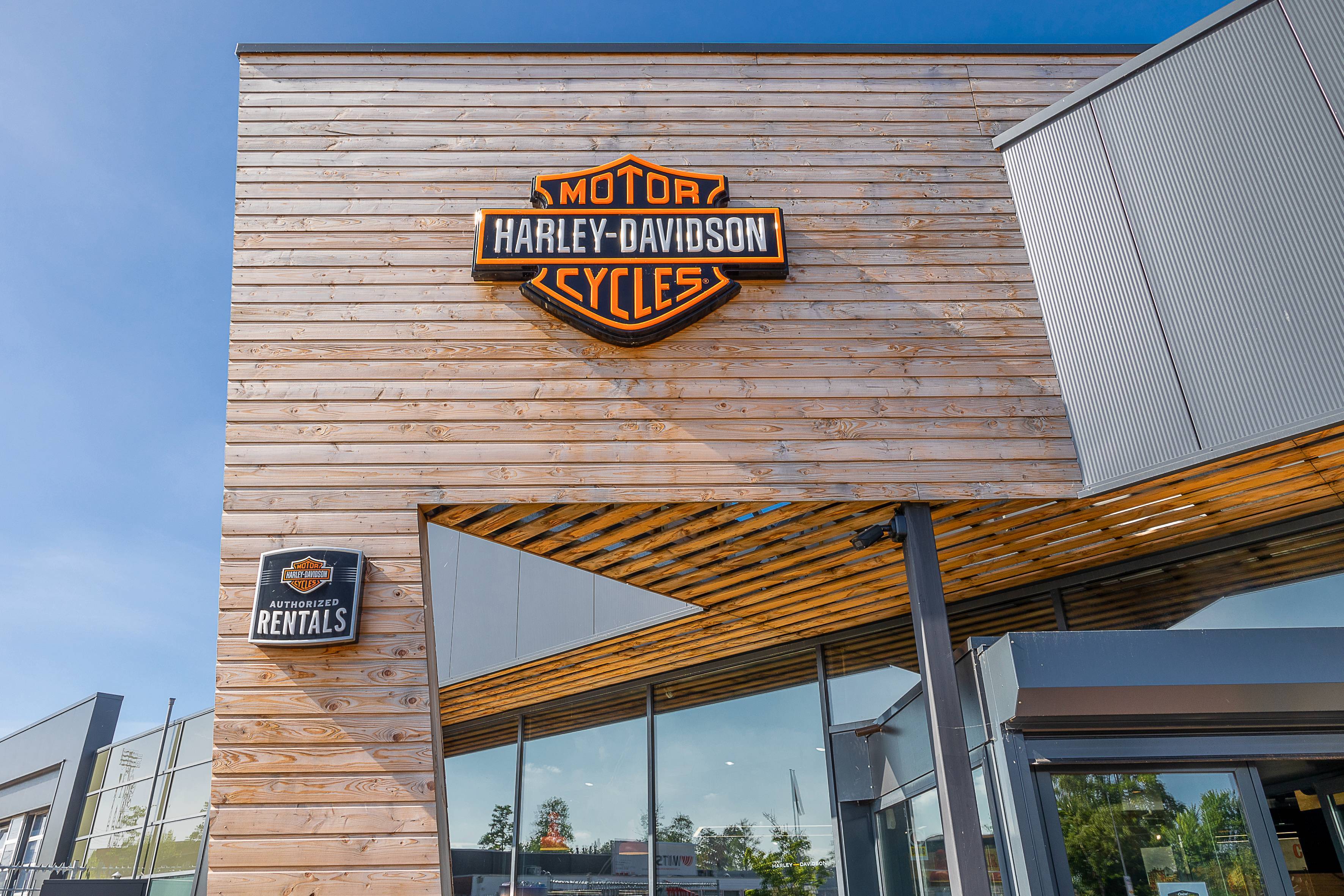 Harley Davidson 16 min